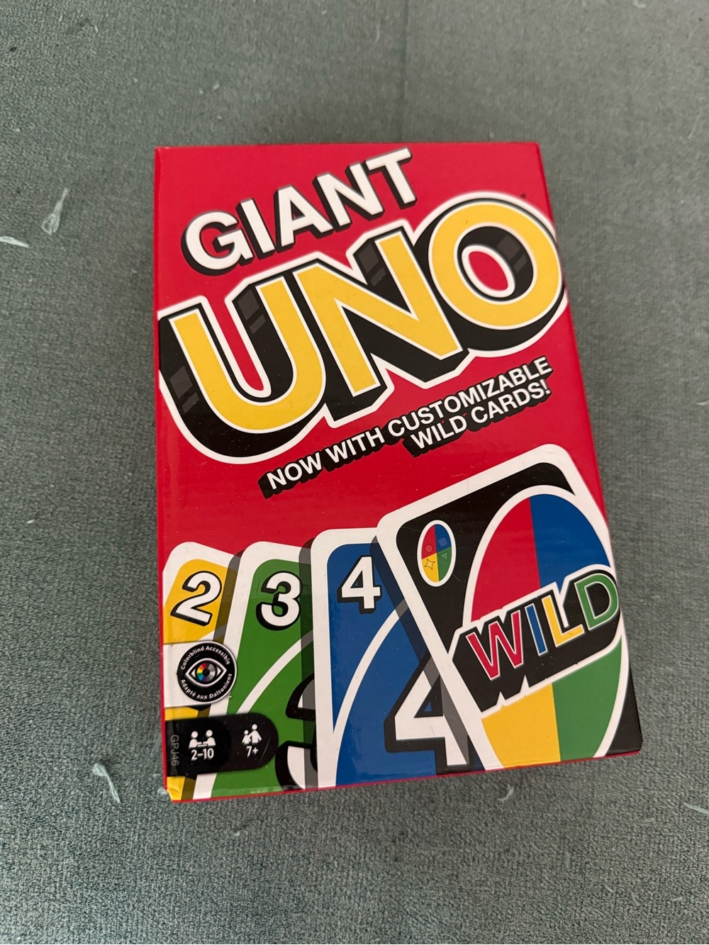 Giant UNO Card Game - brand new !! (Never used)